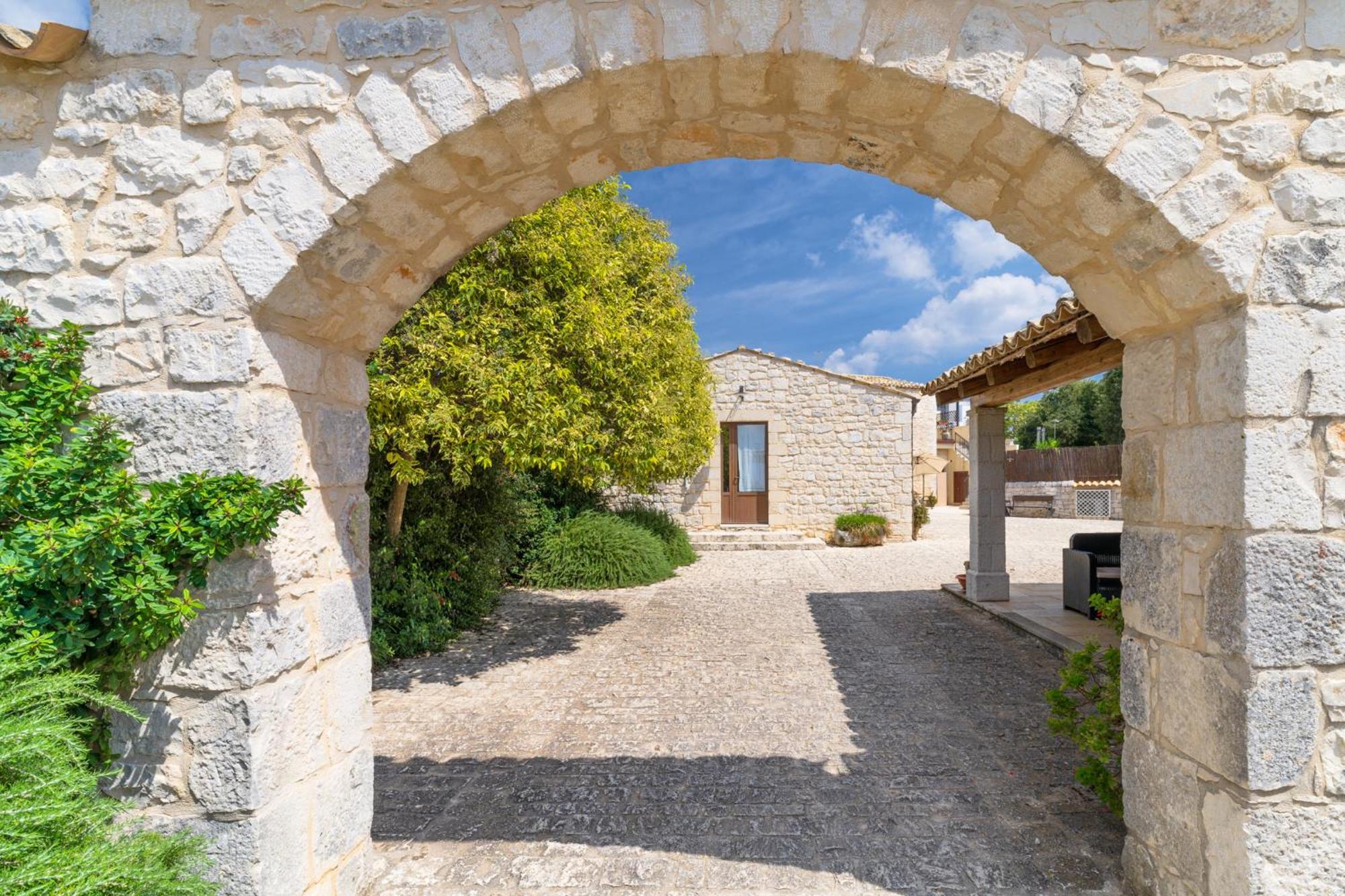 Borgo Monachella Ragusa Exterior foto