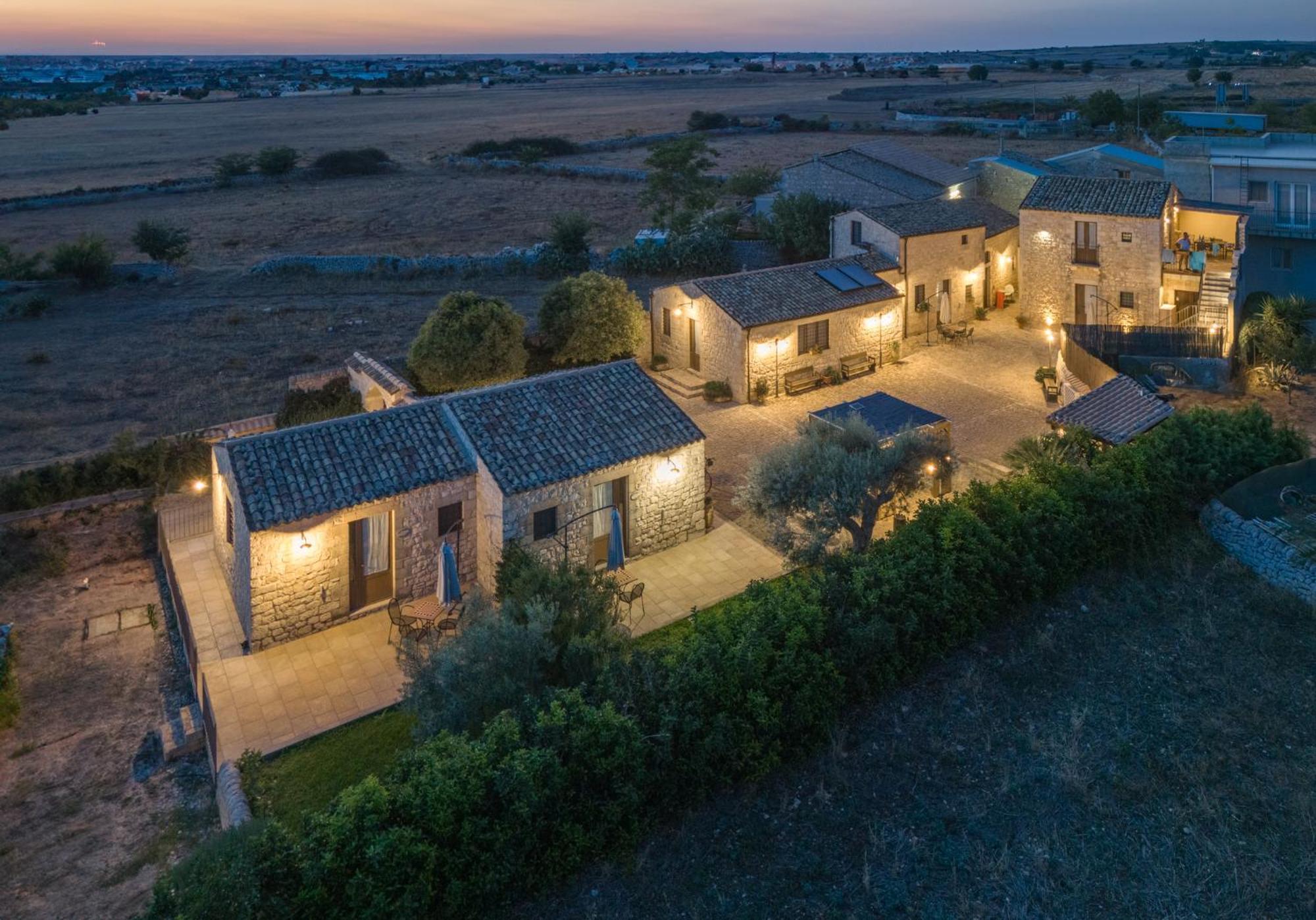 Borgo Monachella Ragusa Exterior foto